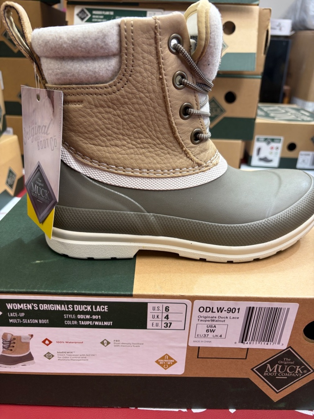 Muck Boot Company Women's Duck Lace Boot - Taupe/Walnut NIB